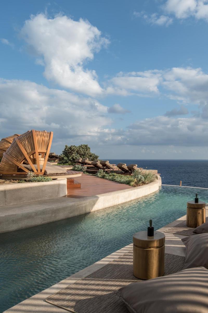 Acro Suites - A Wellbeing Resort