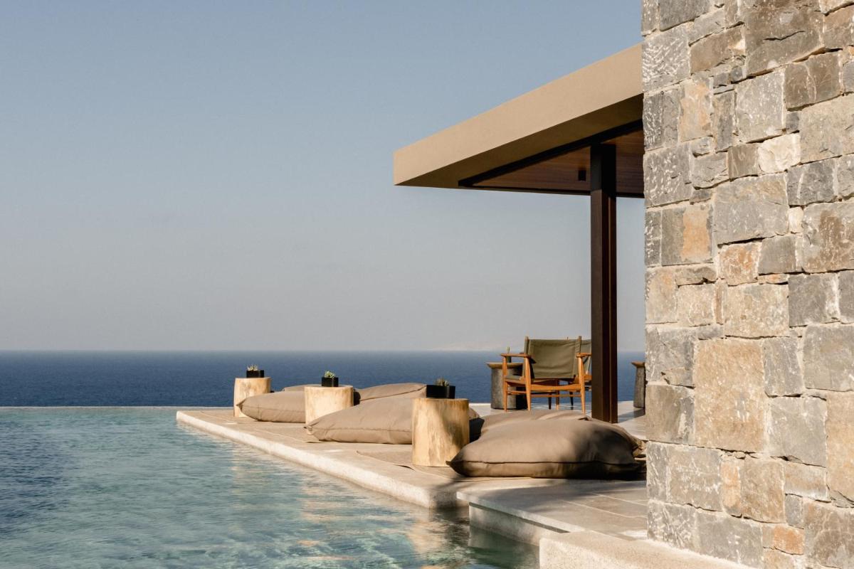 Acro Suites - A Wellbeing Resort