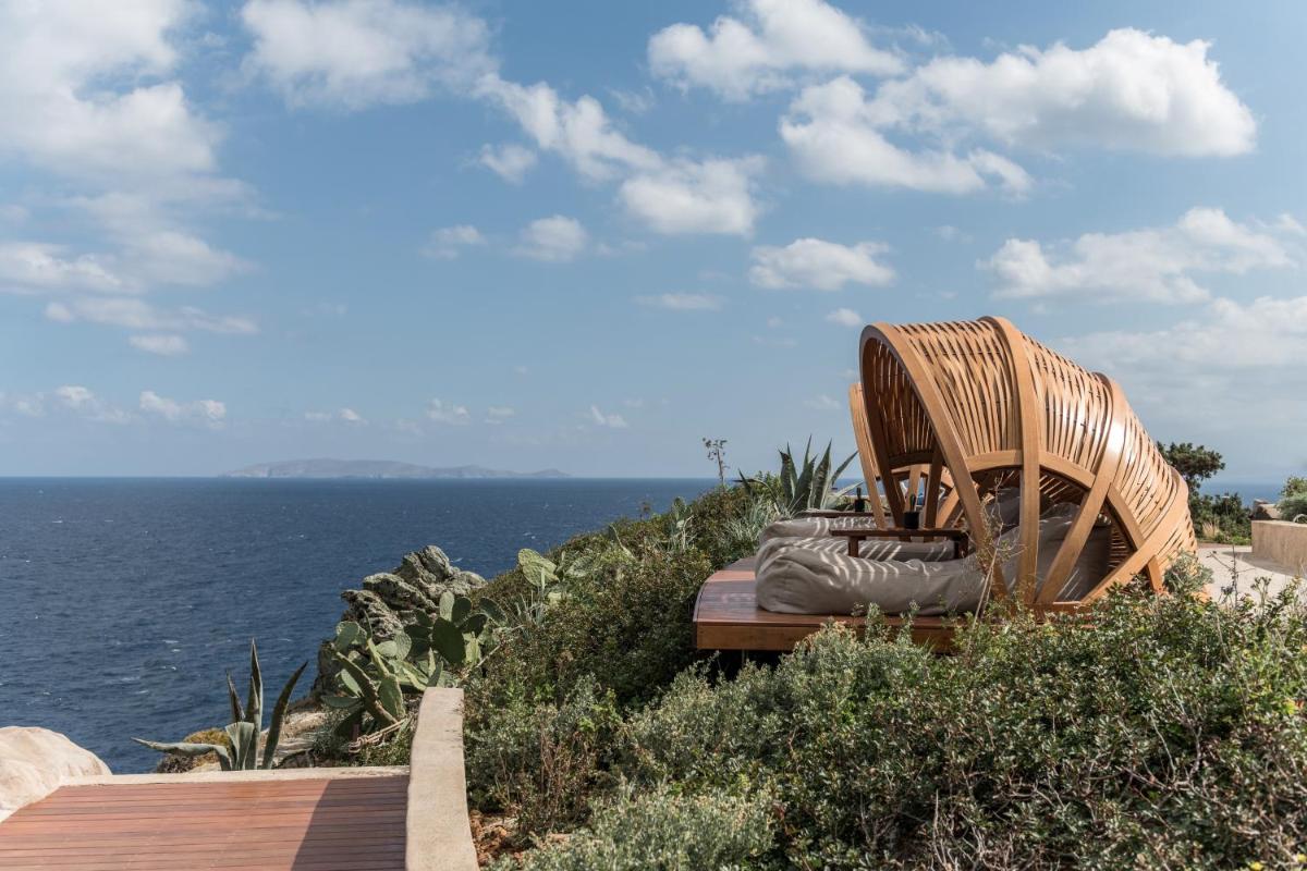 Acro Suites - A Wellbeing Resort