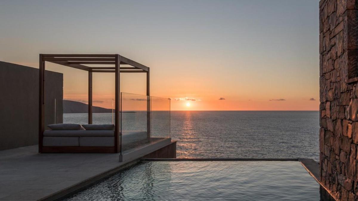 Acro Suites - A Wellbeing Resort