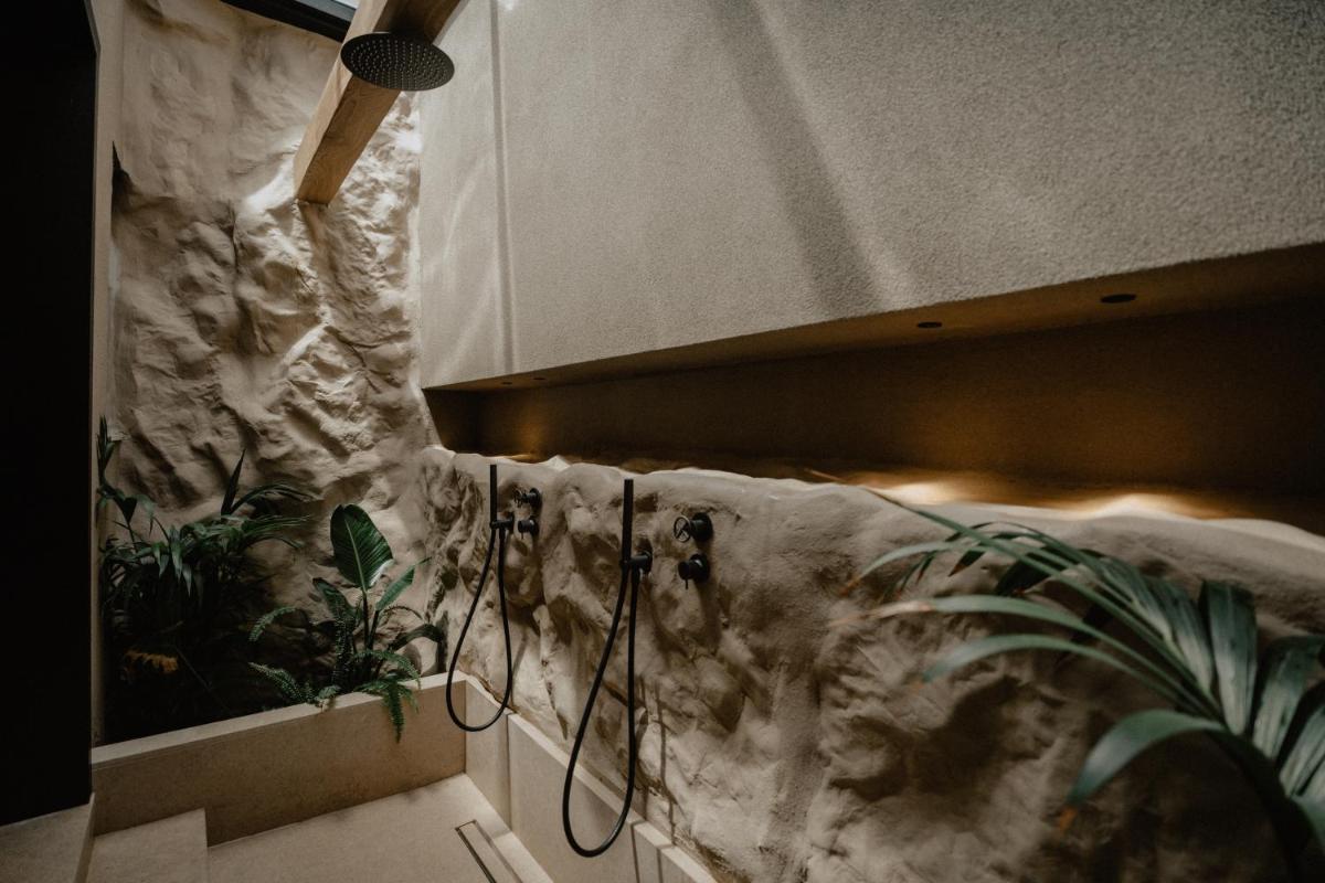 Acro Suites - A Wellbeing Resort