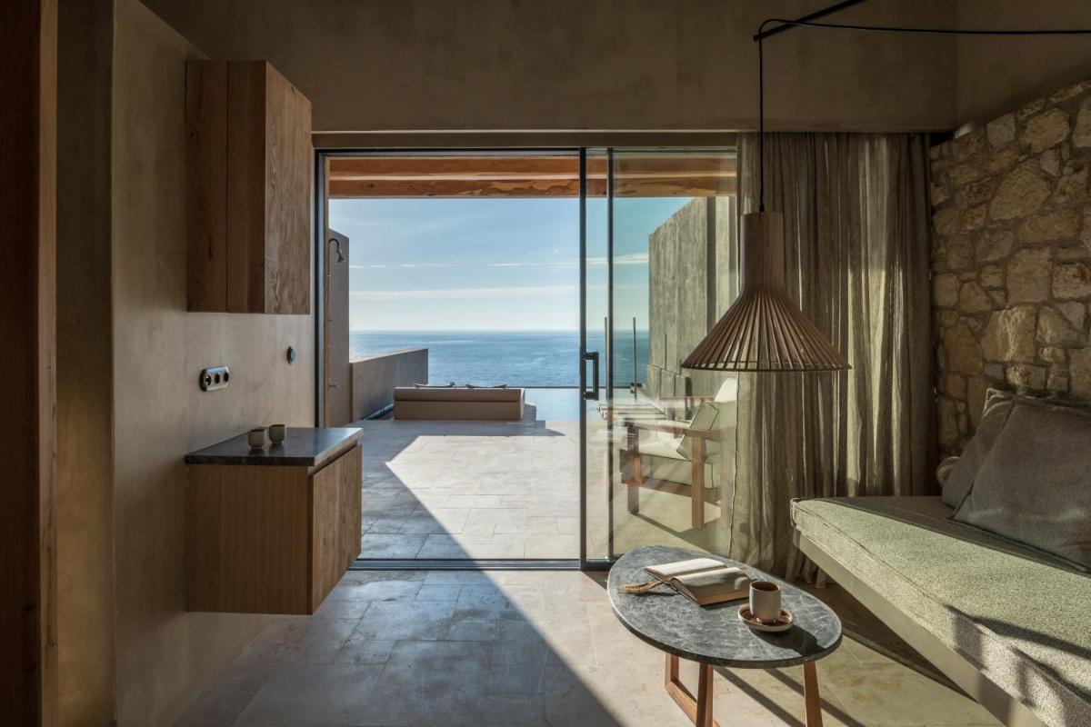 Acro Suites - A Wellbeing Resort