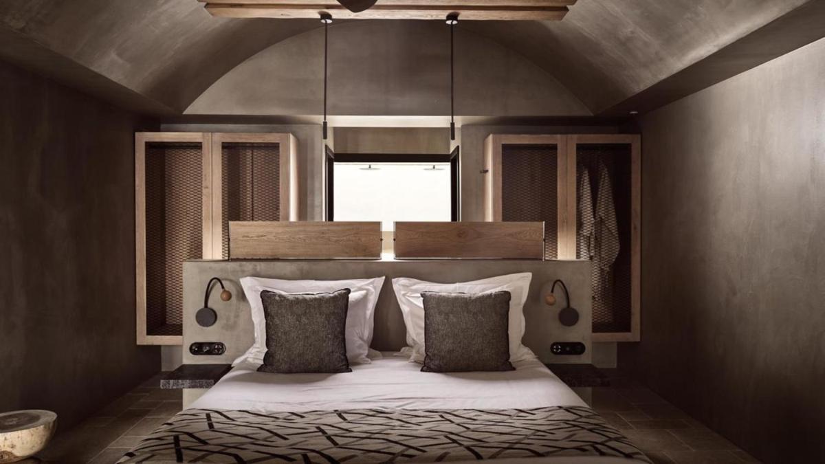 Acro Suites - A Wellbeing Resort