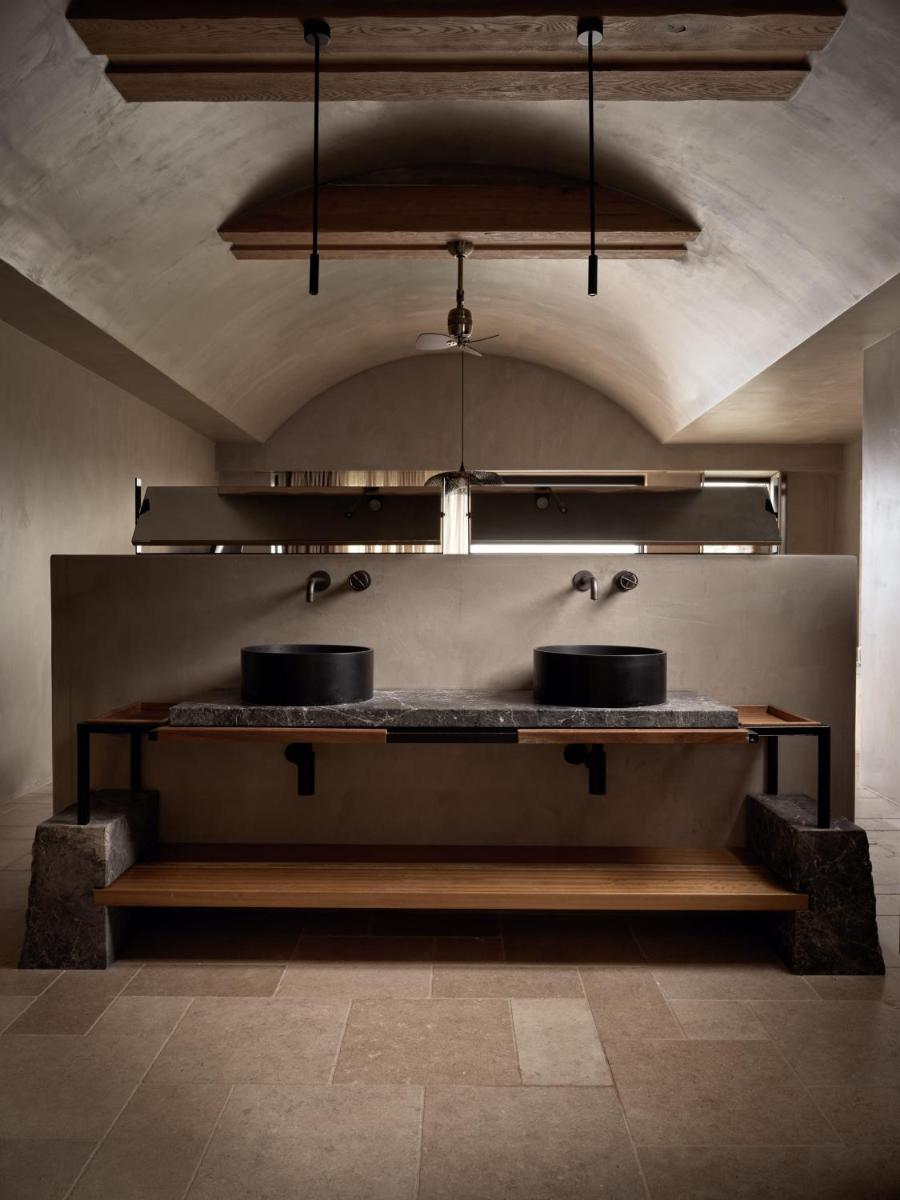 Acro Suites - A Wellbeing Resort