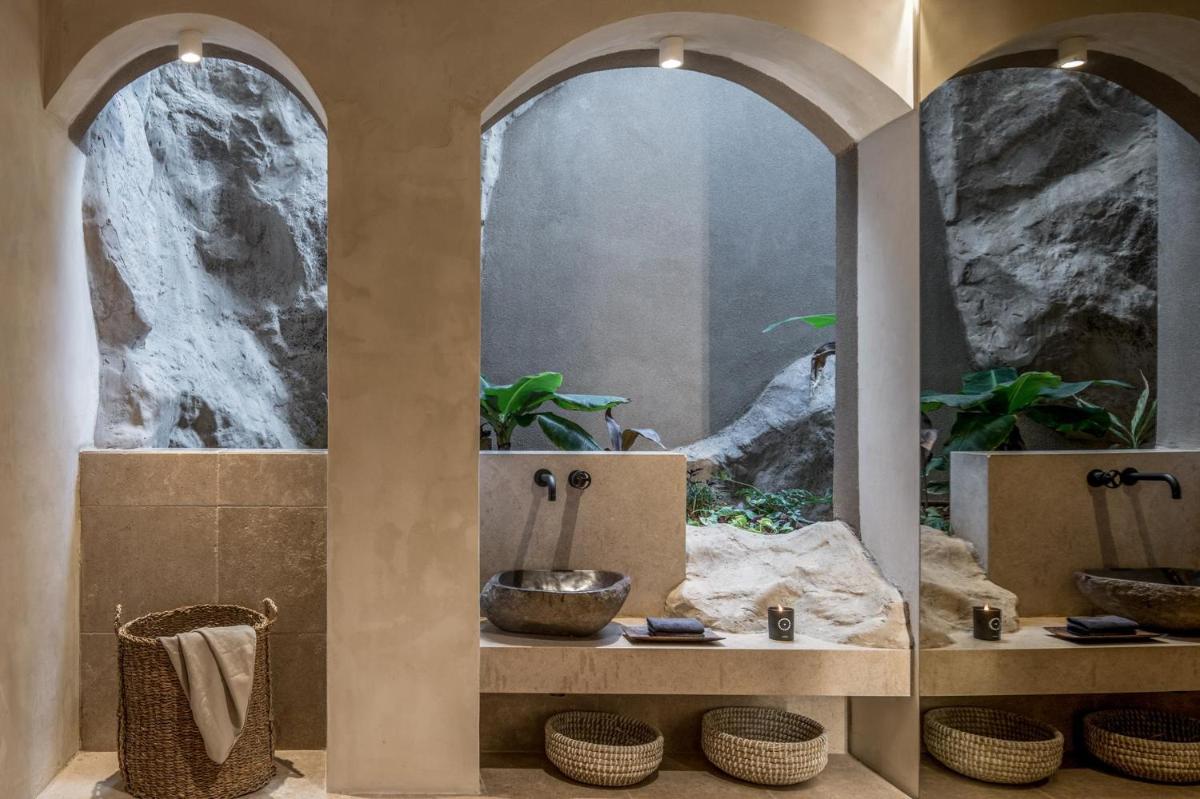 Acro Suites - A Wellbeing Resort