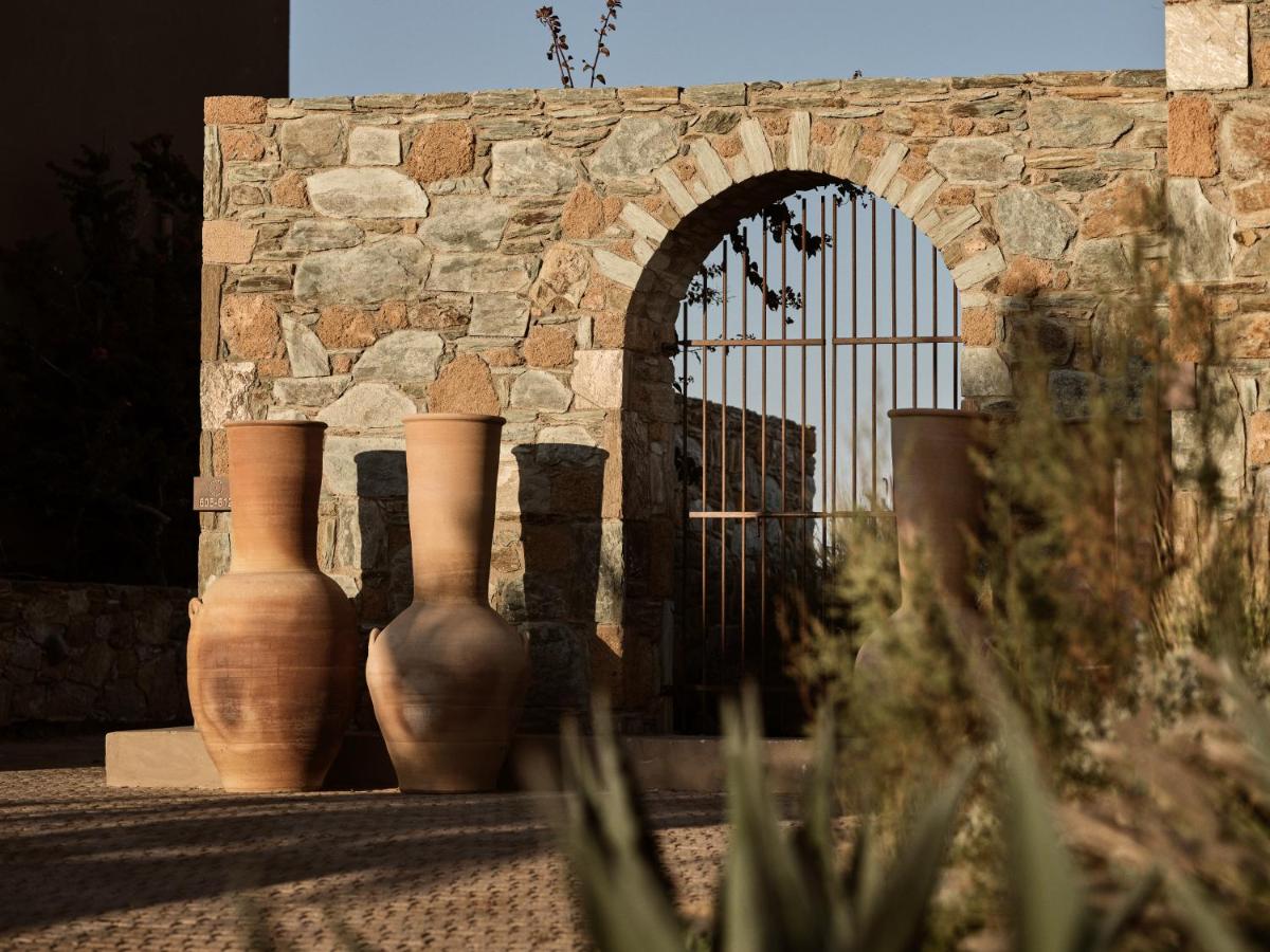 Acro Suites - A Wellbeing Resort