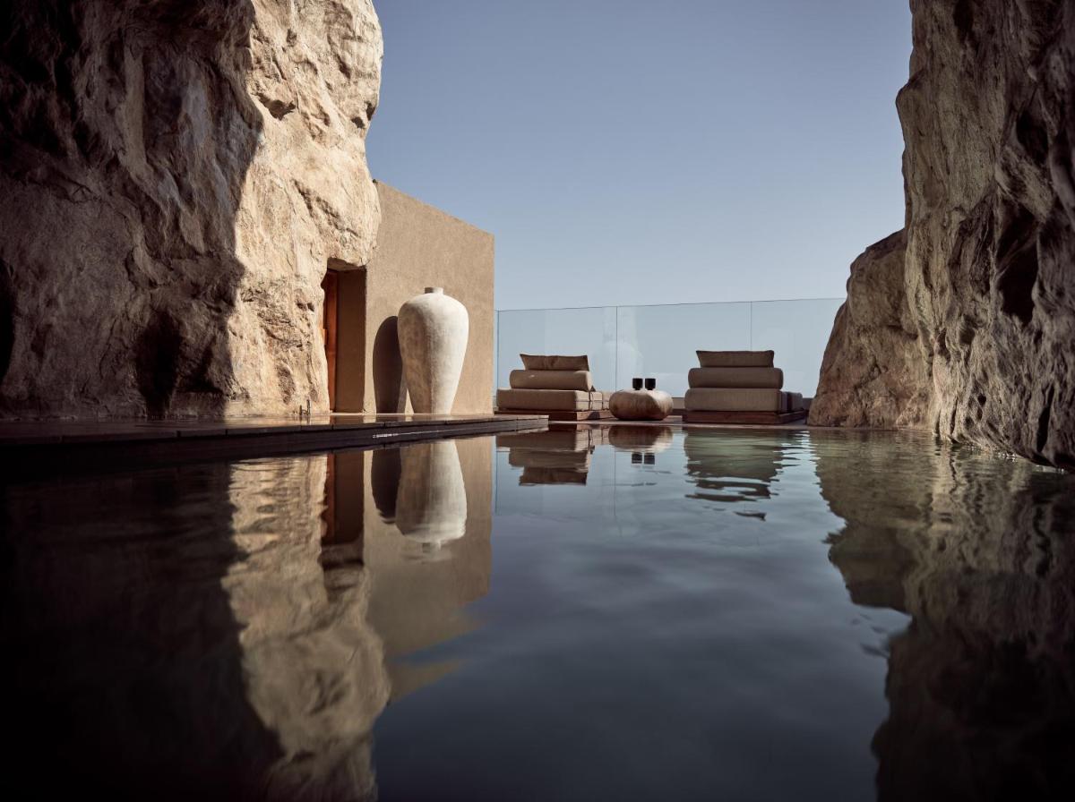 Acro Suites - A Wellbeing Resort