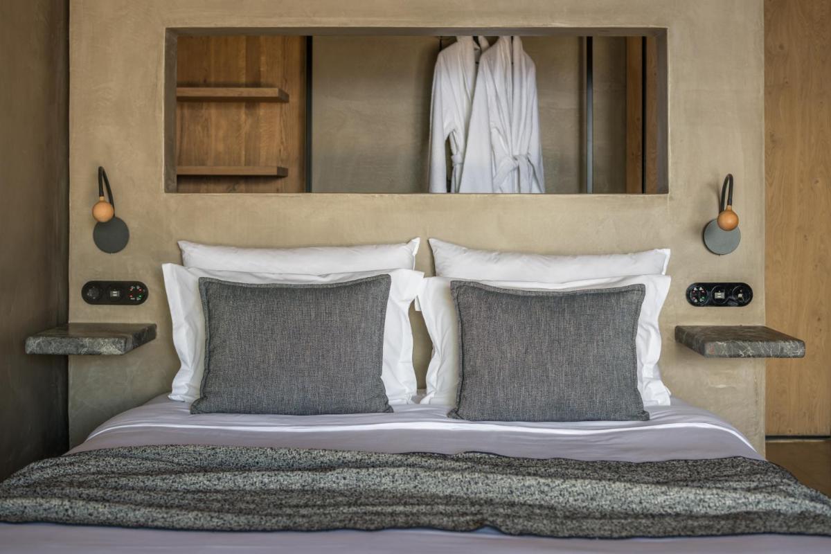 Acro Suites - A Wellbeing Resort