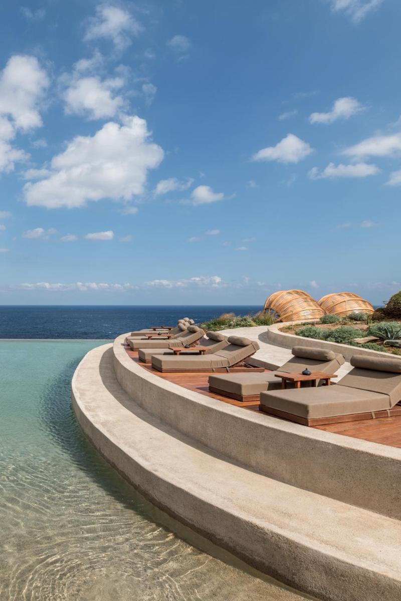 Acro Suites - A Wellbeing Resort