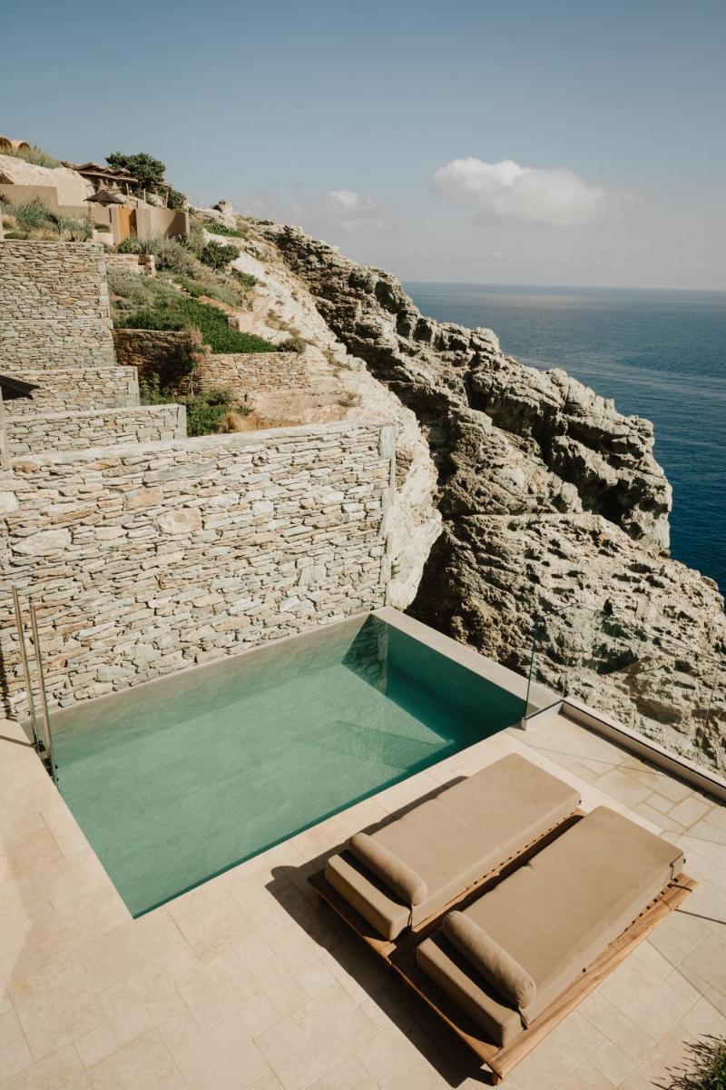 Acro Suites - A Wellbeing Resort