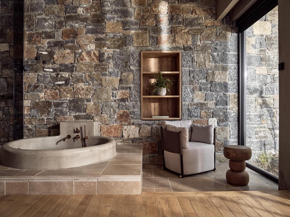 Acro Suites - A Wellbeing Resort