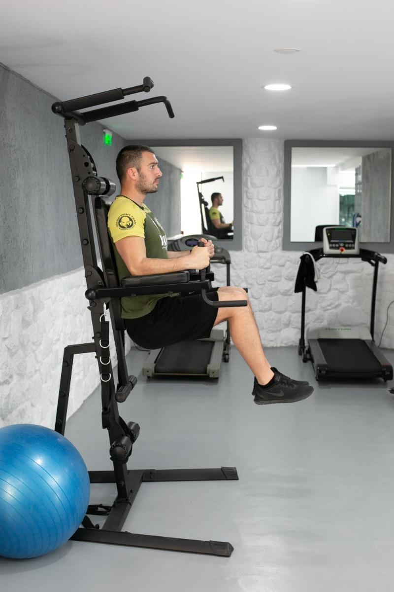 Acroterra Rosa Luxury Suites & Spa