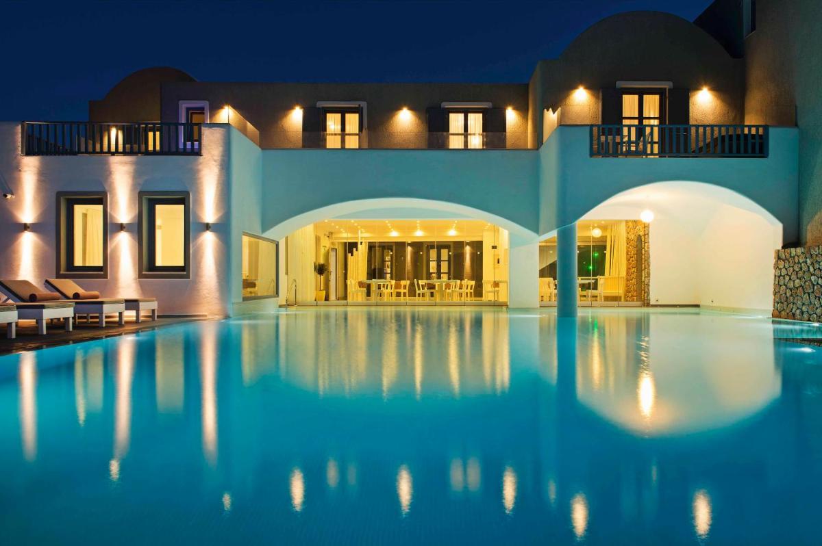 Acroterra Rosa Luxury Suites & Spa