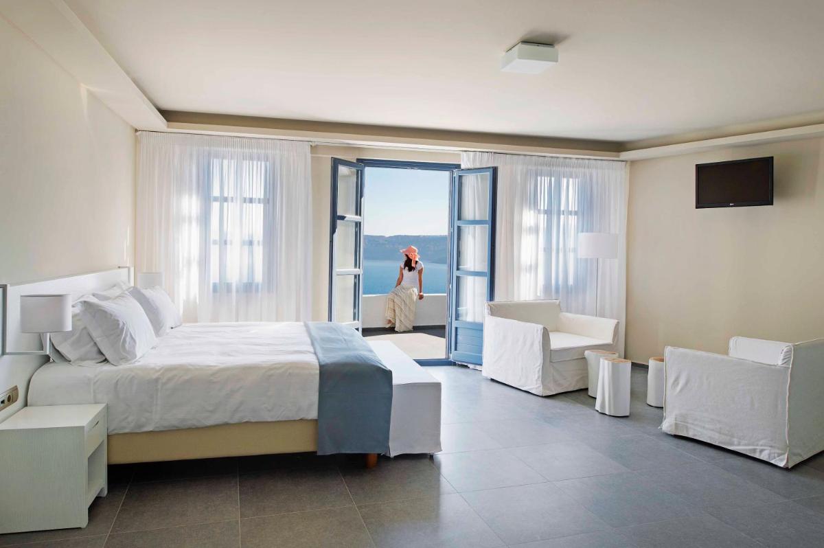 Acroterra Rosa Luxury Suites & Spa