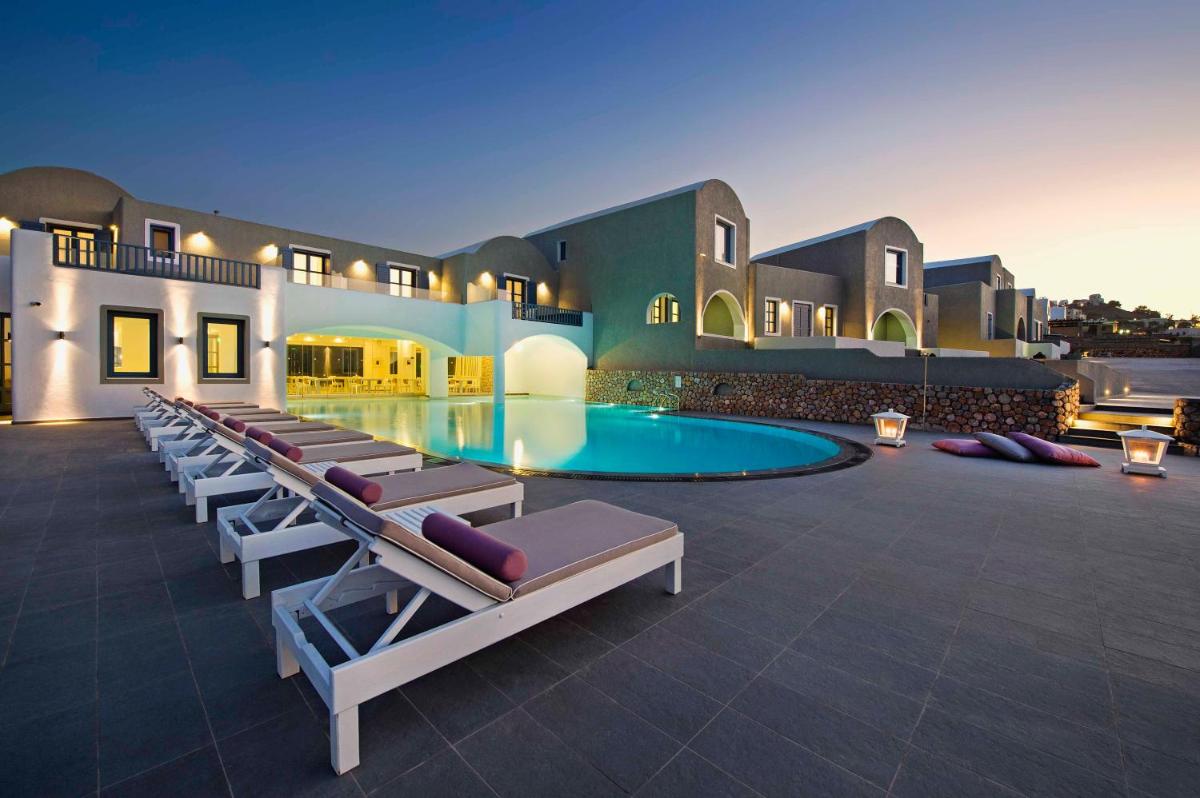 Acroterra Rosa Luxury Suites & Spa