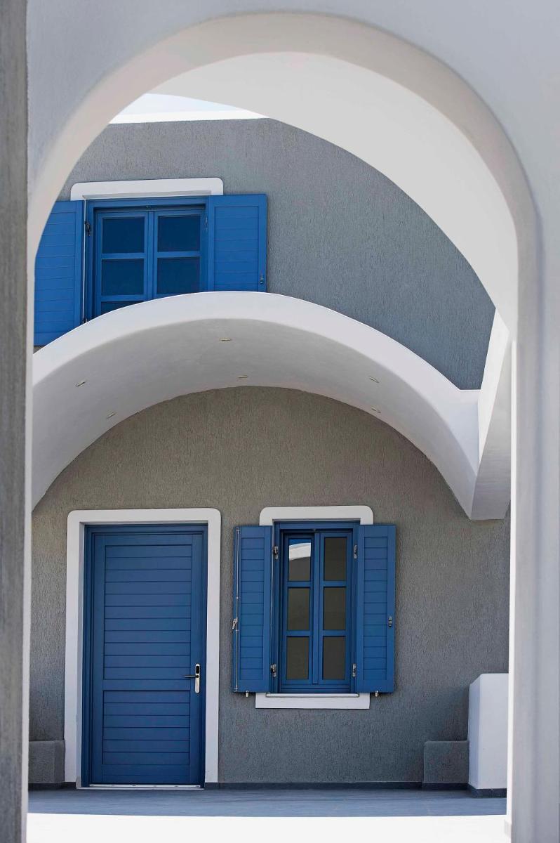 Acroterra Rosa Luxury Suites & Spa
