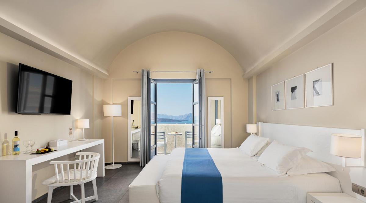 Acroterra Rosa Luxury Suites & Spa