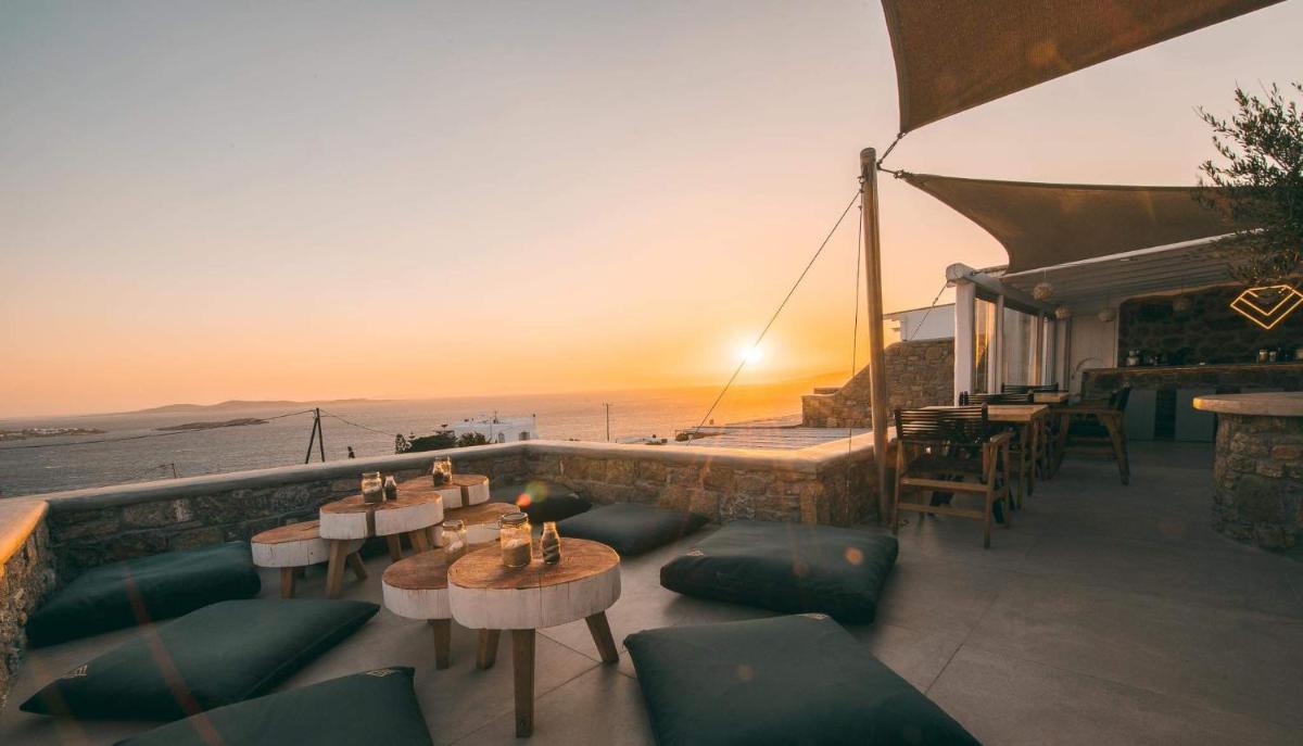 Adel Private Suites