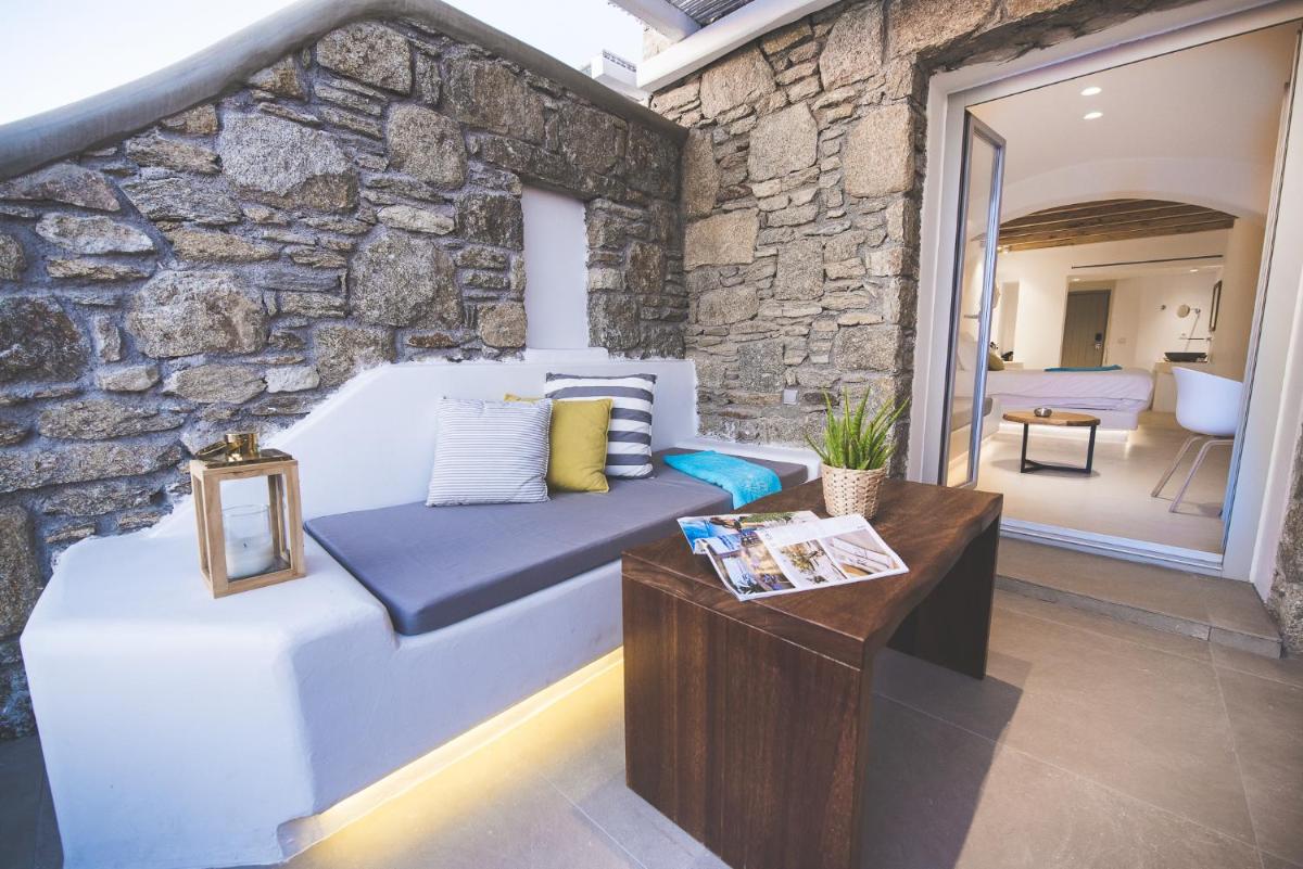 Adel Private Suites