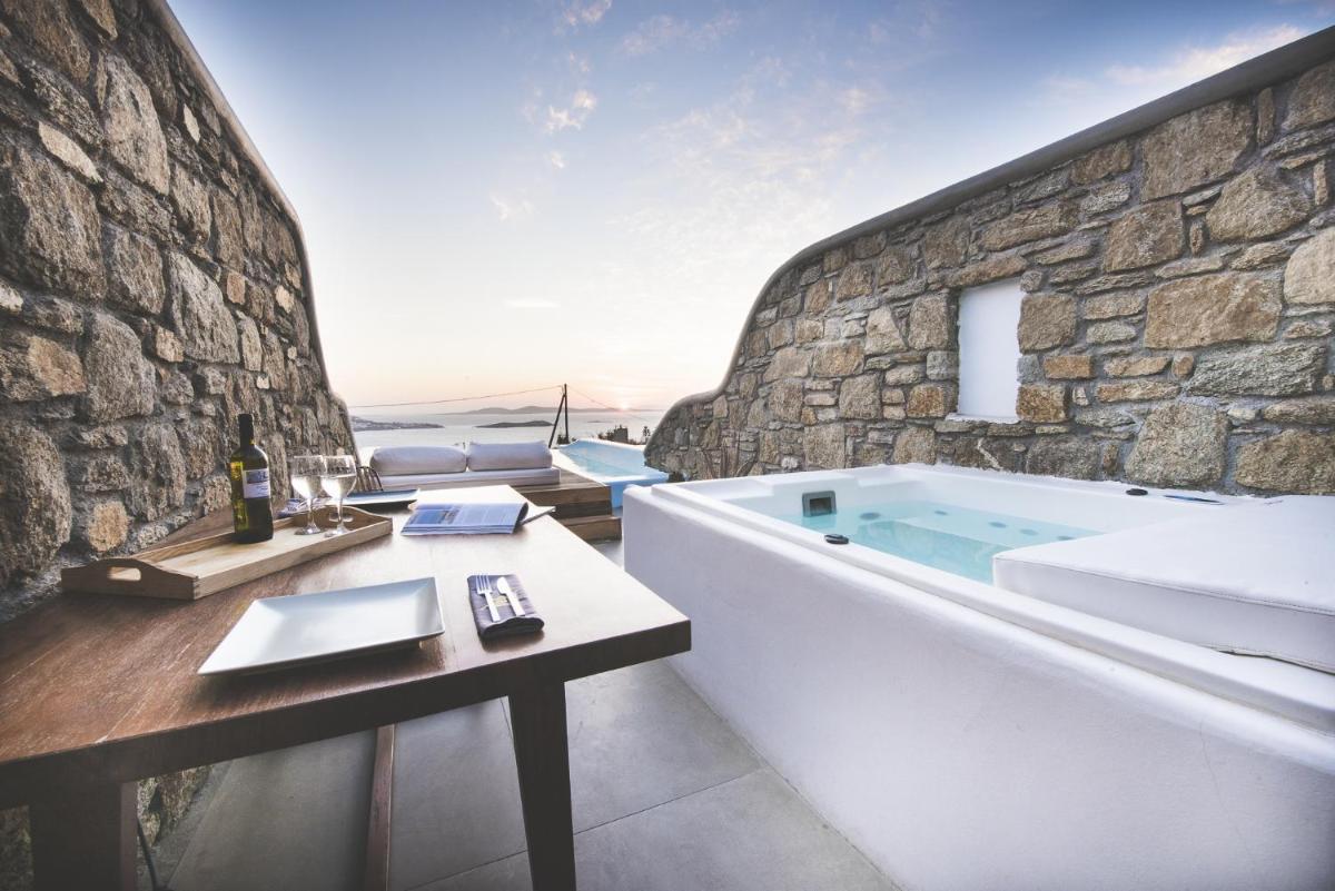 Adel Private Suites