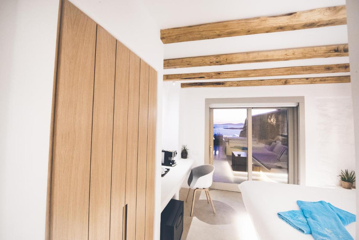 Adel Private Suites