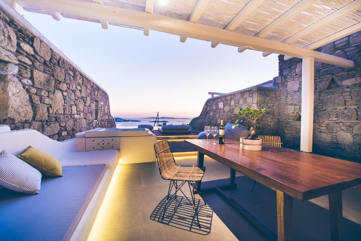 Adel Private Suites