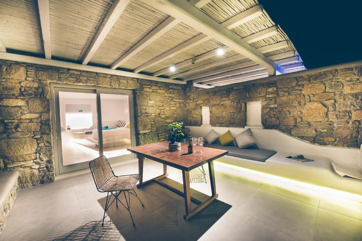 Adel Private Suites