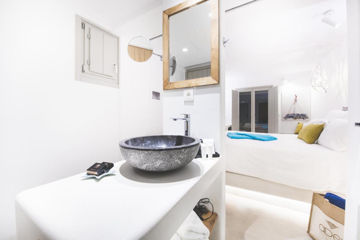 Adel Private Suites
