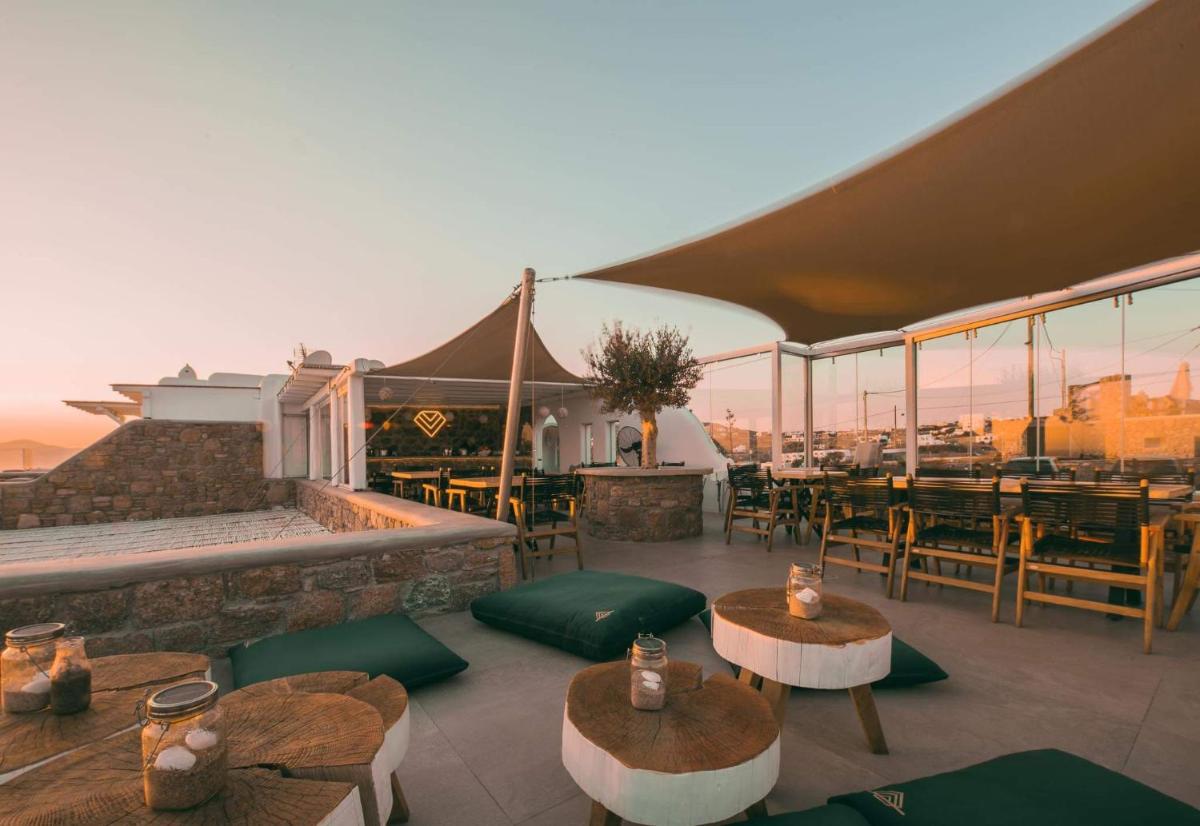 Adel Private Suites
