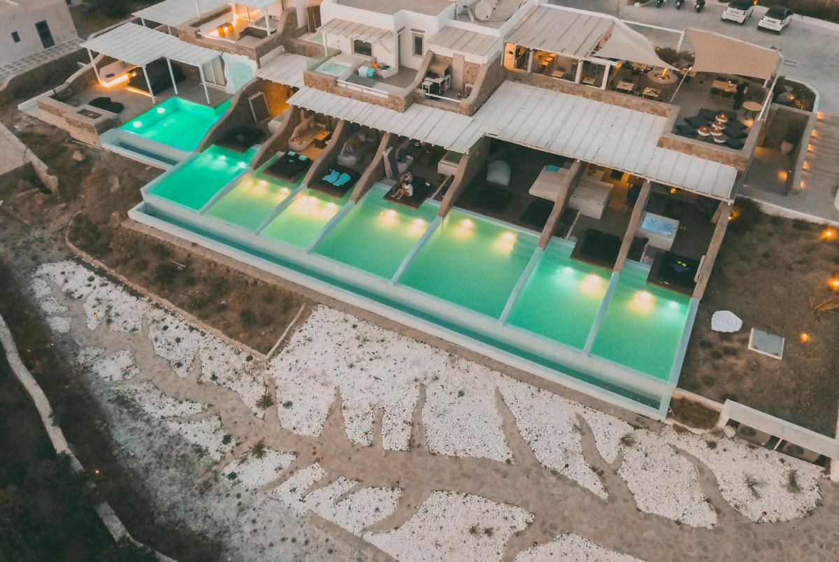 Adel Private Suites