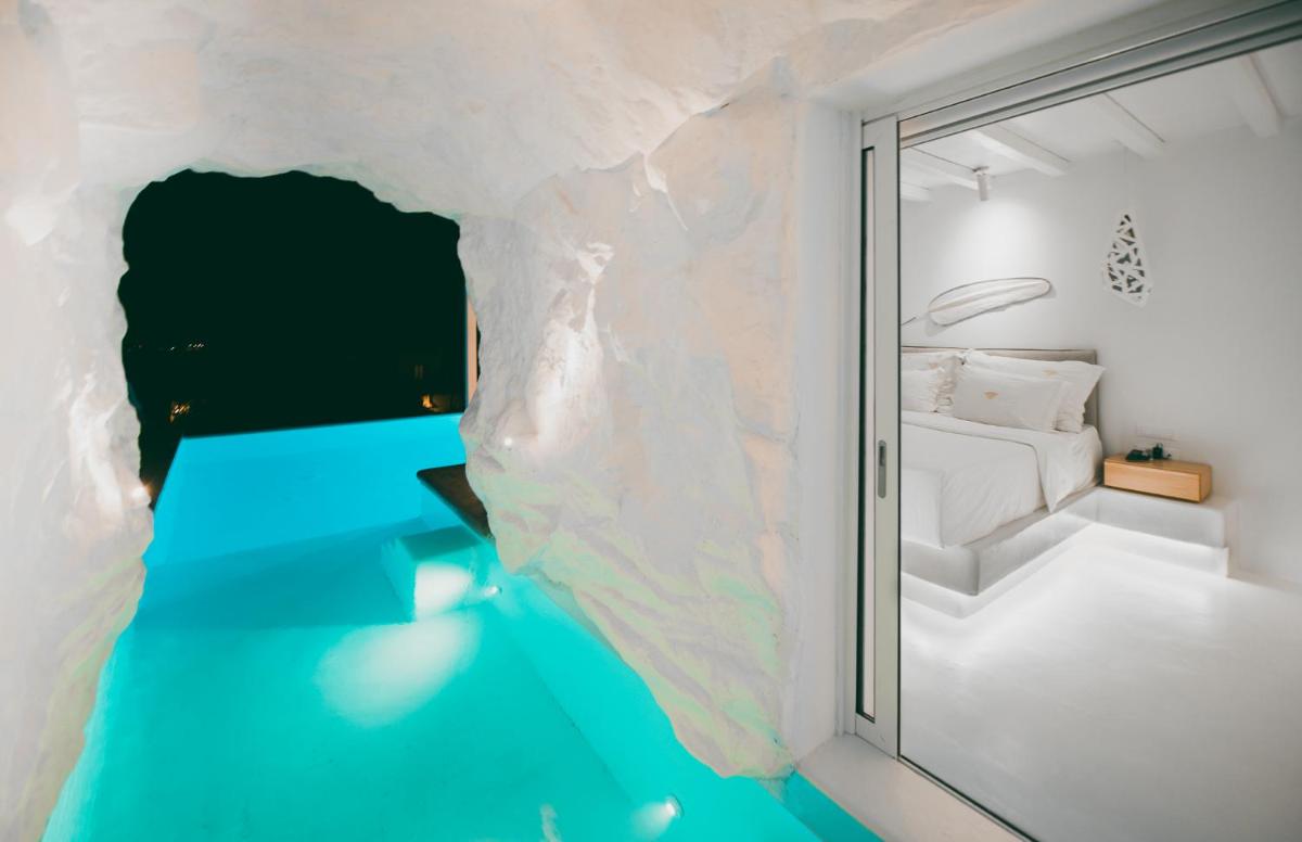Adel Private Suites