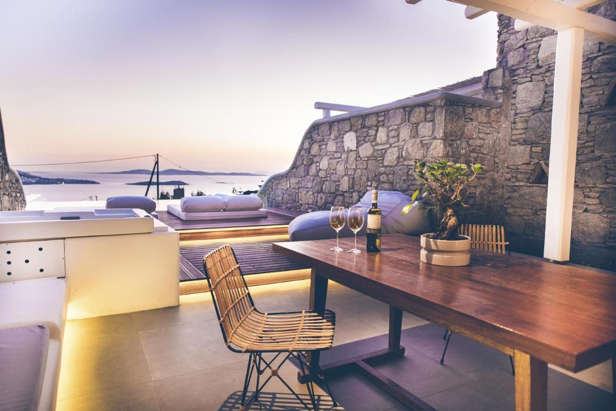 Adel Private Suites