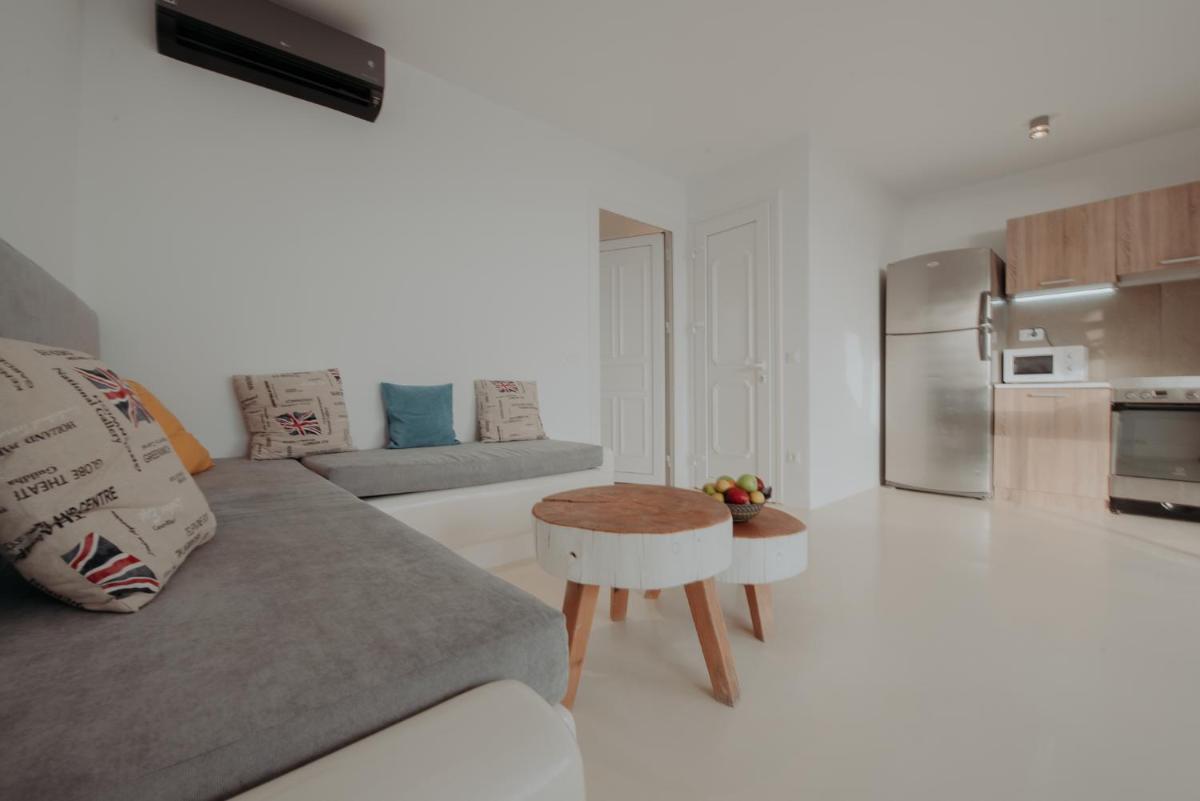 Adel Private Suites