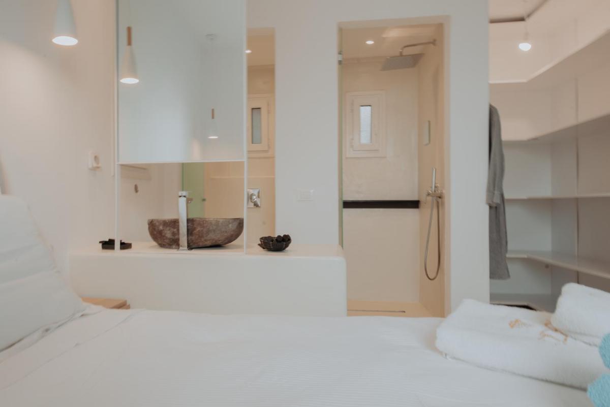 Adel Private Suites
