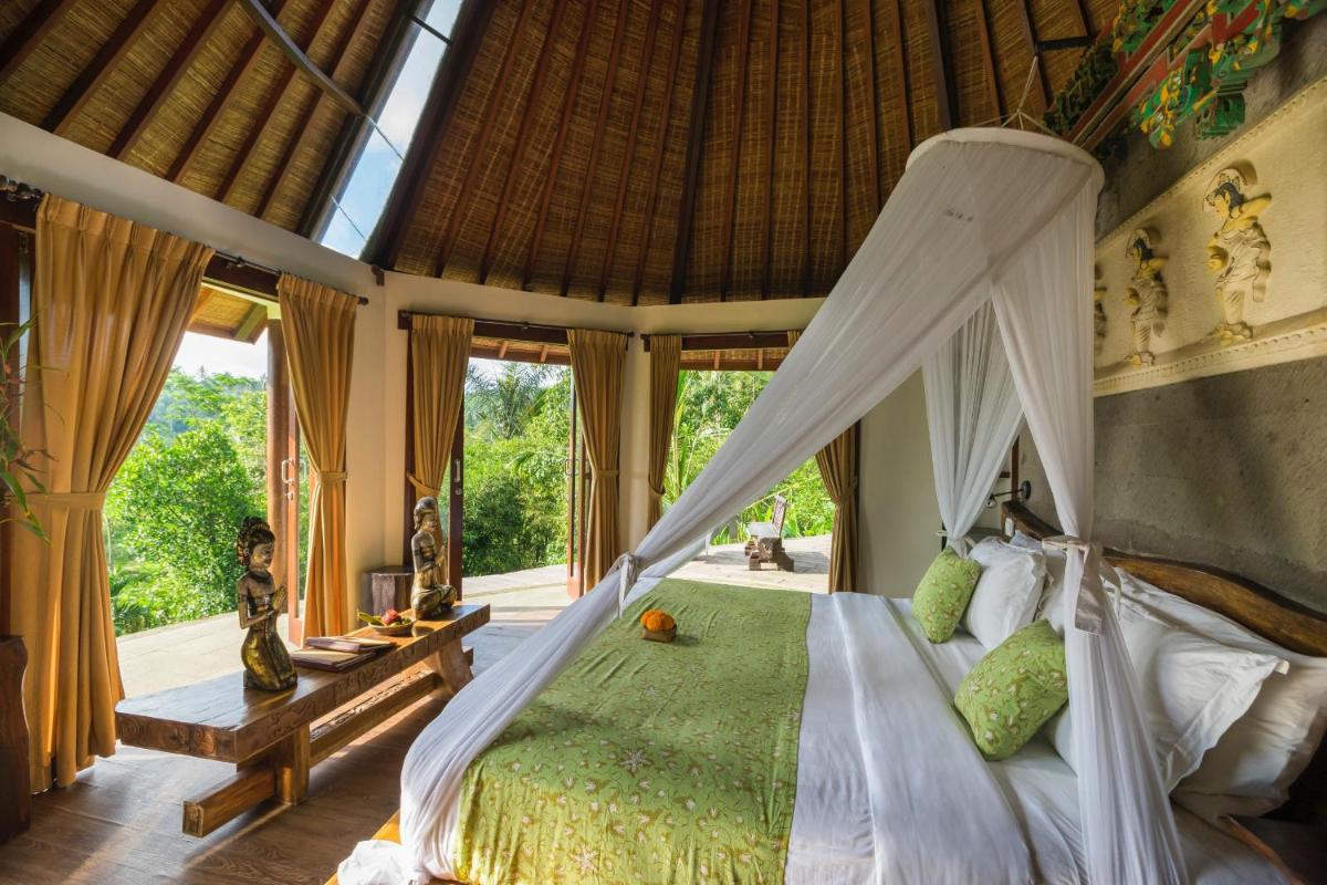 Adiwana Dara Ayu Villas