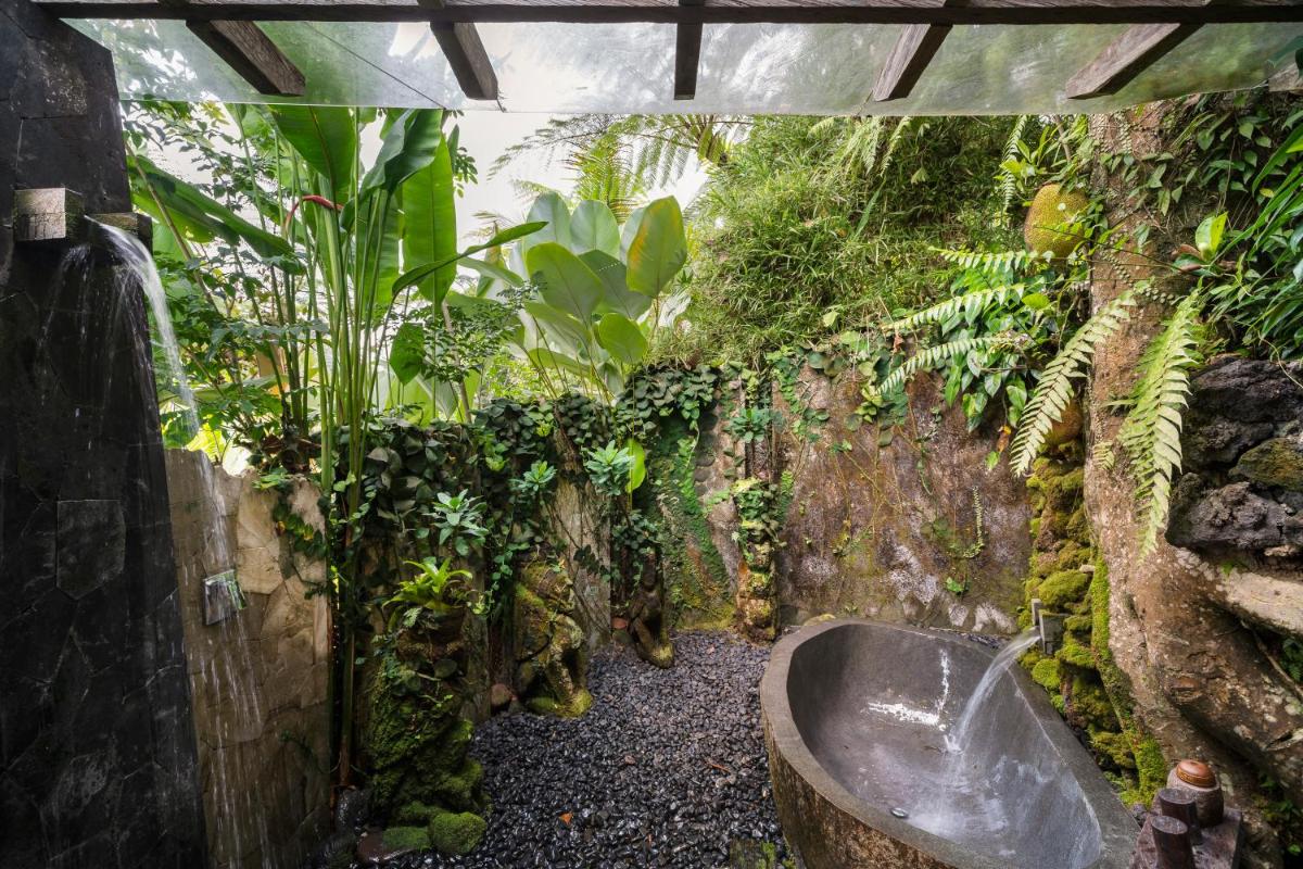 Adiwana Dara Ayu Villas