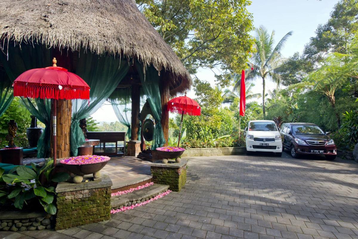 Adiwana Dara Ayu Villas