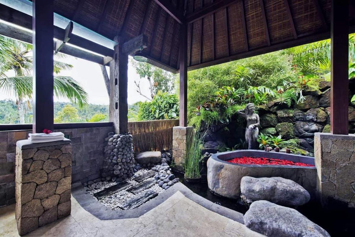 Adiwana Dara Ayu Villas