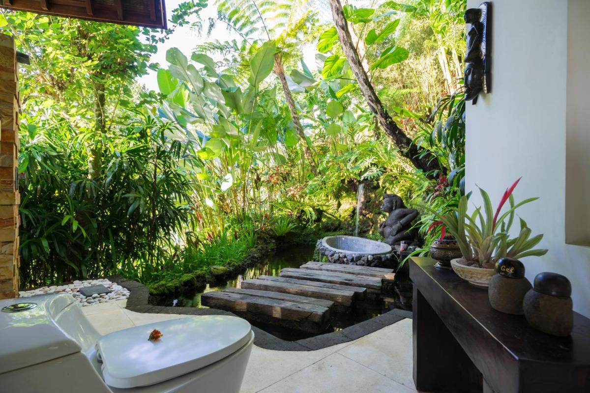 Adiwana Dara Ayu Villas