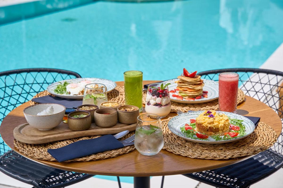 Adorno Beach Hotel and Suites