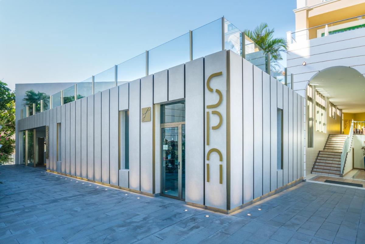 Adrián Hoteles Jardines de Nivaria