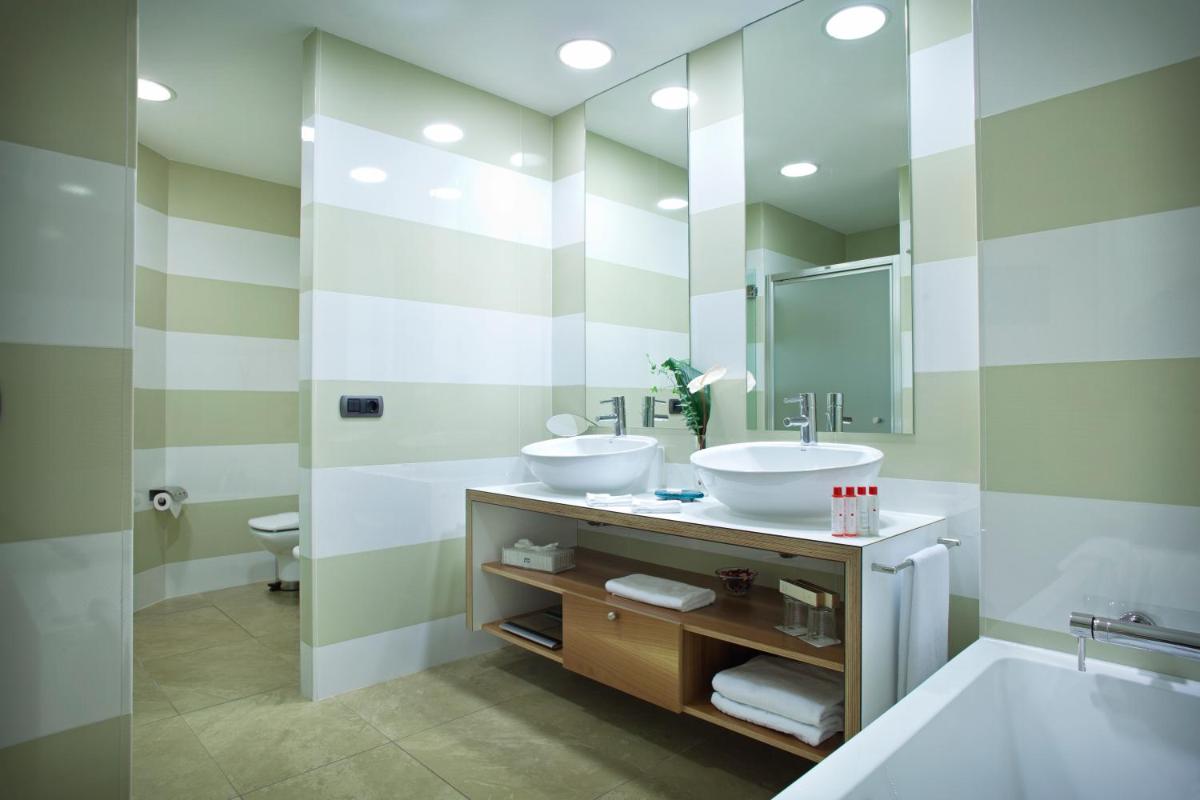 Adrián Hoteles Jardines de Nivaria