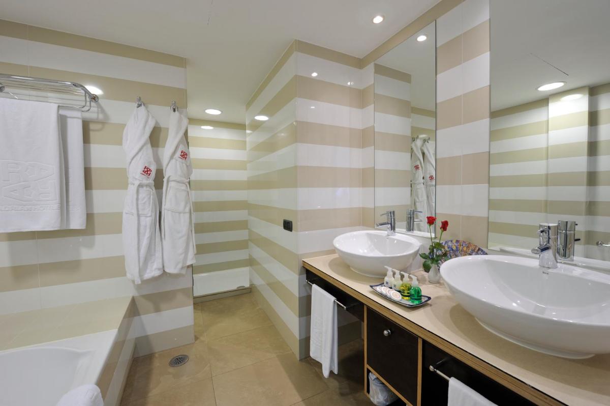 Adrián Hoteles Jardines de Nivaria