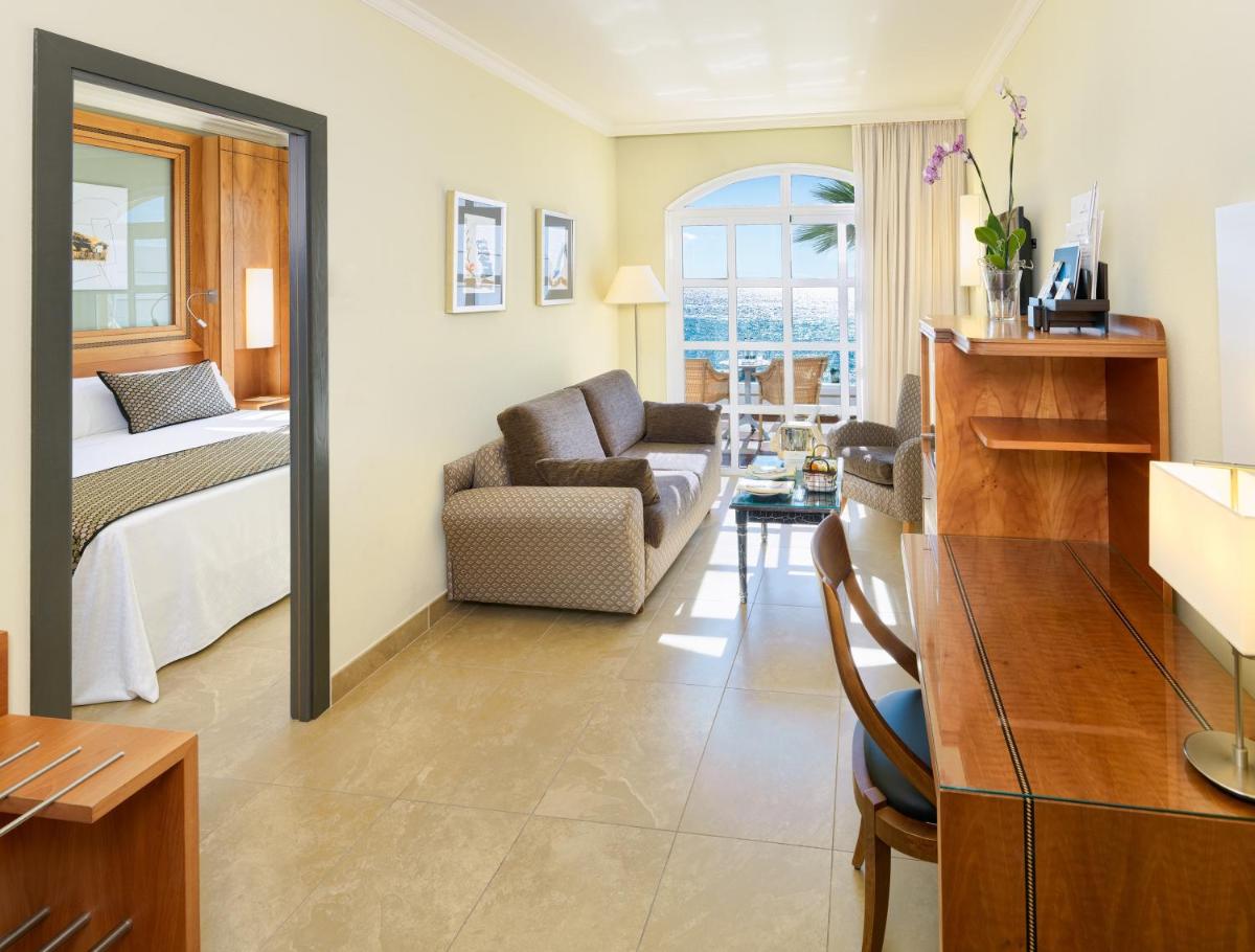 Adrián Hoteles Jardines de Nivaria