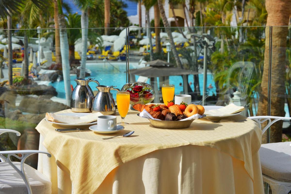 Adrián Hoteles Jardines de Nivaria