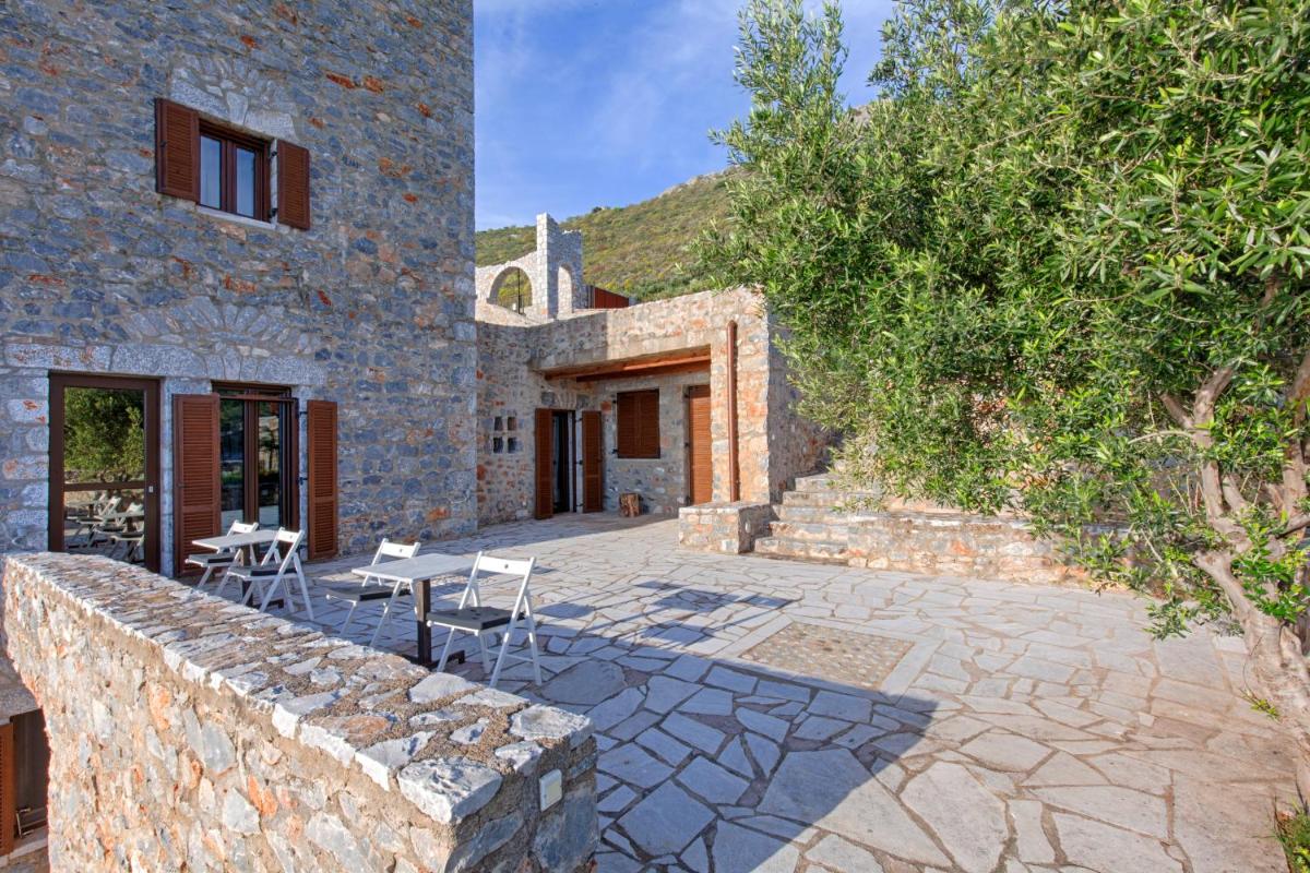 Aegila Boutique Hotel