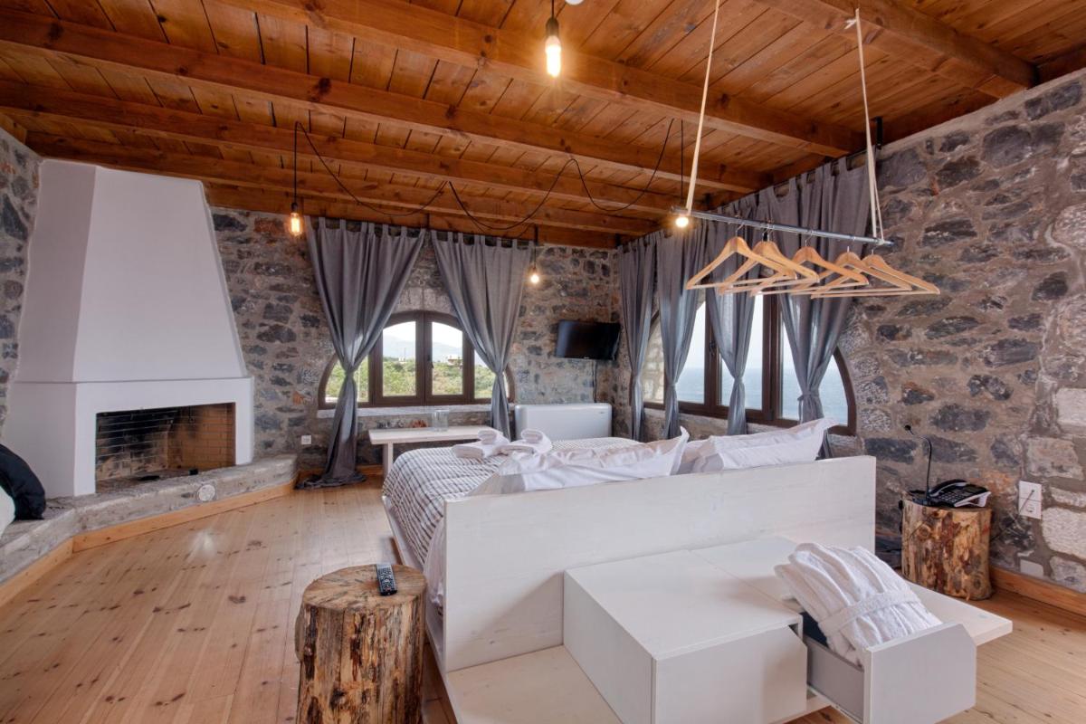 Aegila Boutique Hotel