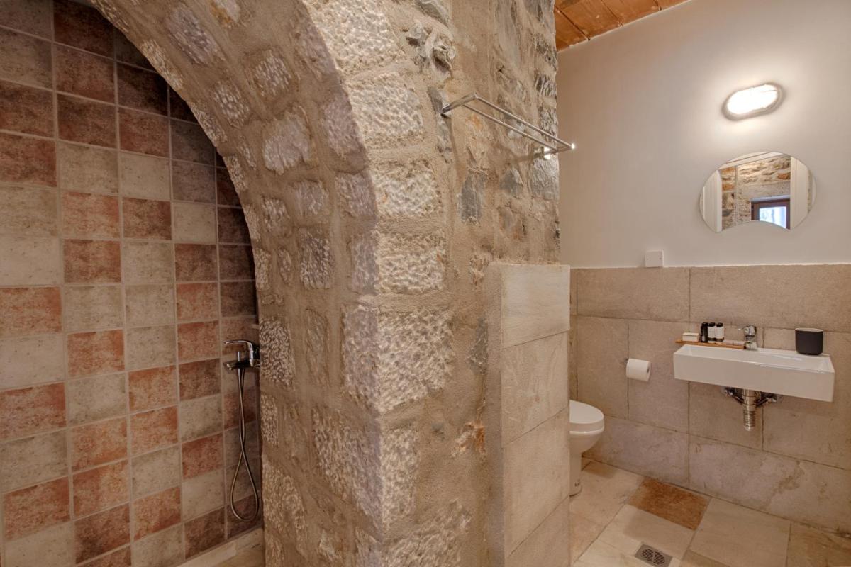 Aegila Boutique Hotel