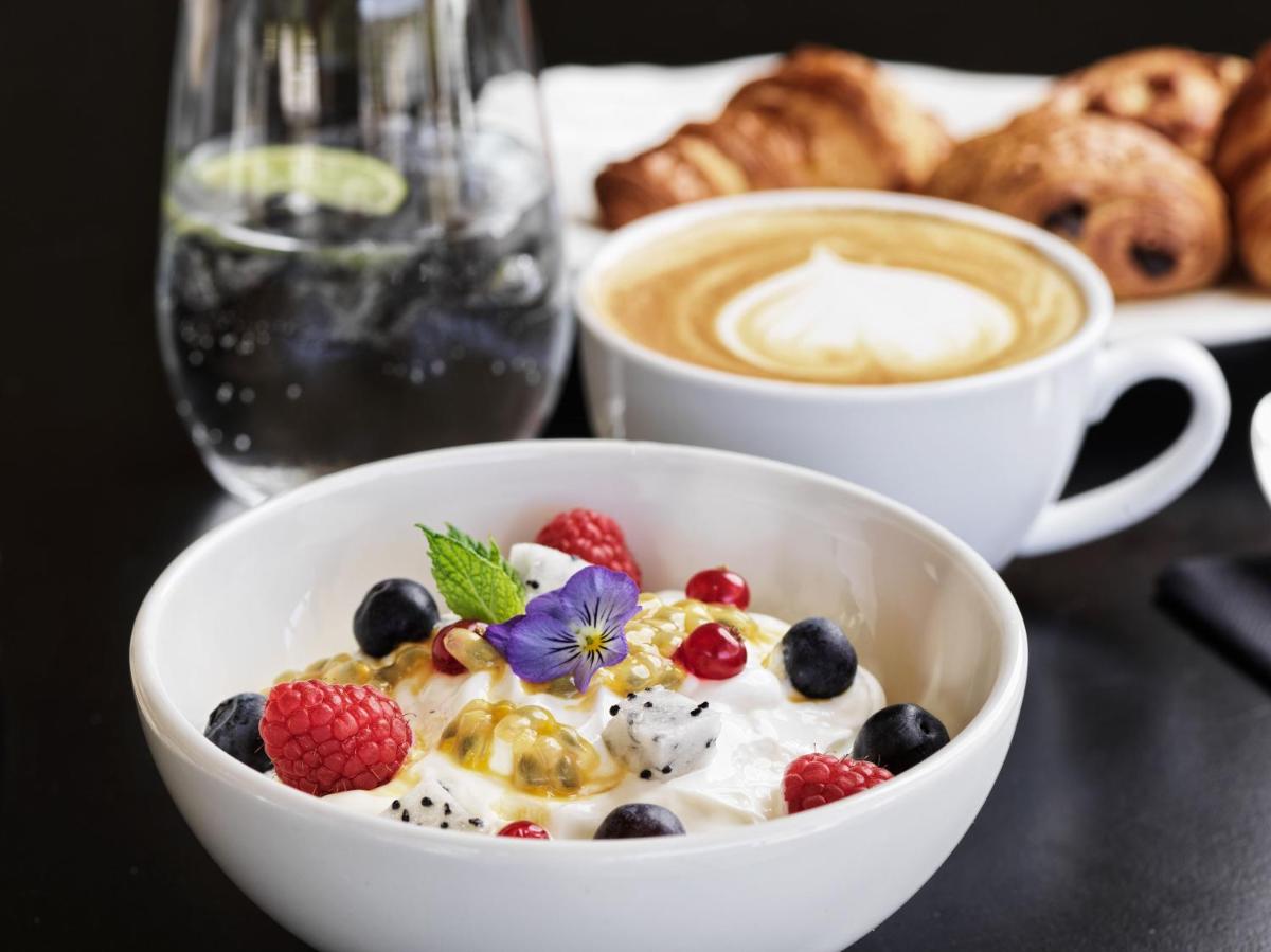 Aegon Mykonos, Autograph Collection