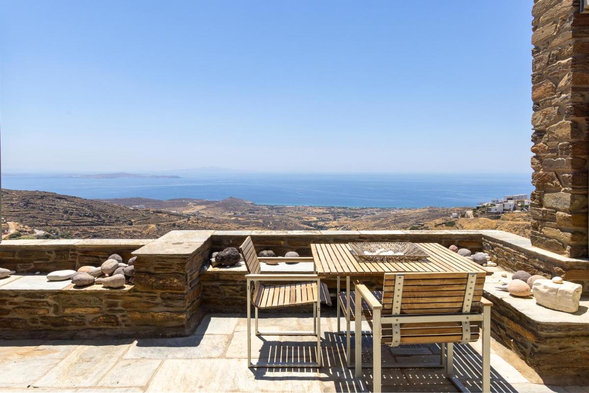 Aeolis Tinos Suites